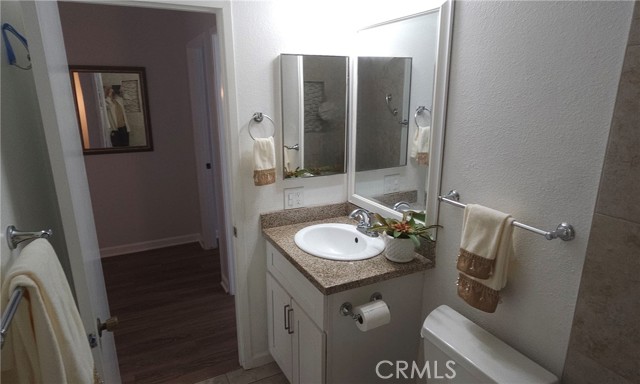 5440 Baltimore Drive, La Mesa CA: https://media.crmls.org/medias/1ebda431-7c64-482a-b7af-3f1128a32539.jpg