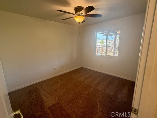 Detail Gallery Image 15 of 19 For 10918 Thunder Falls Ave, Bakersfield,  CA 93312 - 3 Beds | 2 Baths