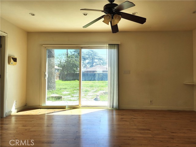 Image 10 of 27 For 4910 Kauffman Avenue