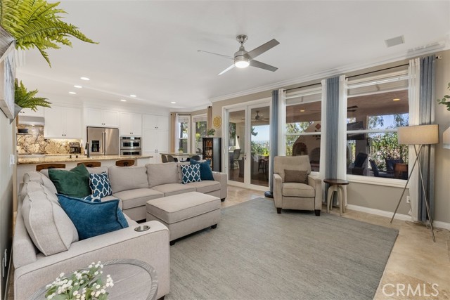 7 Mariposa, Rancho Santa Margarita CA: https://media.crmls.org/medias/1ebe2ed5-e95e-4812-bc6f-904c3c12c419.jpg