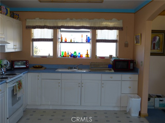 3475 Canyon Road, 29 Palms CA: https://media.crmls.org/medias/1ebf4bda-ea0d-4b05-8daf-95317acd149b.jpg