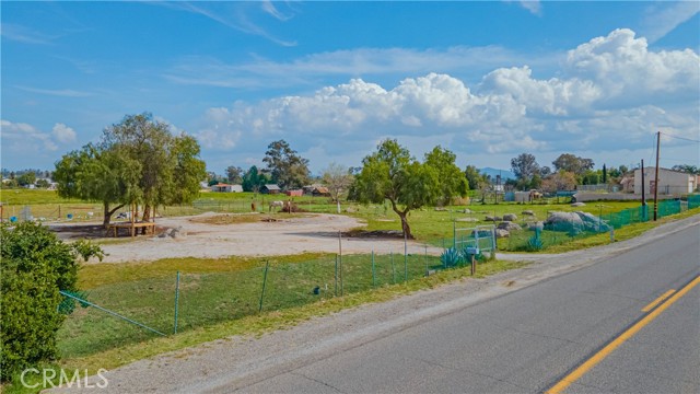 MLS# IV23038777