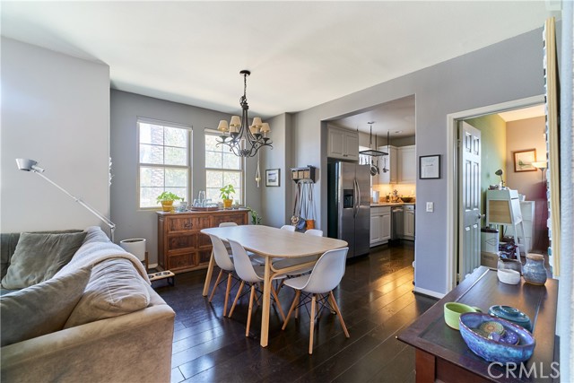 Detail Gallery Image 9 of 39 For 303 Market Ct, Fullerton,  CA 92832 - 3 Beds | 3 Baths