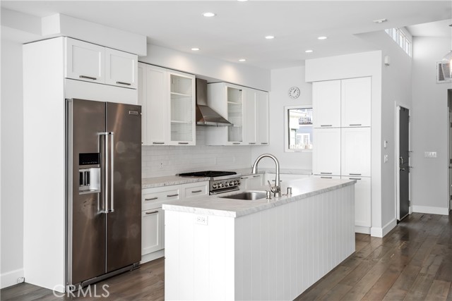 525 21st St, Manhattan Beach, California 90266, 3 Bedrooms Bedrooms, ,1 BathroomBathrooms,Residential,For Sale,21st St,SB25020966