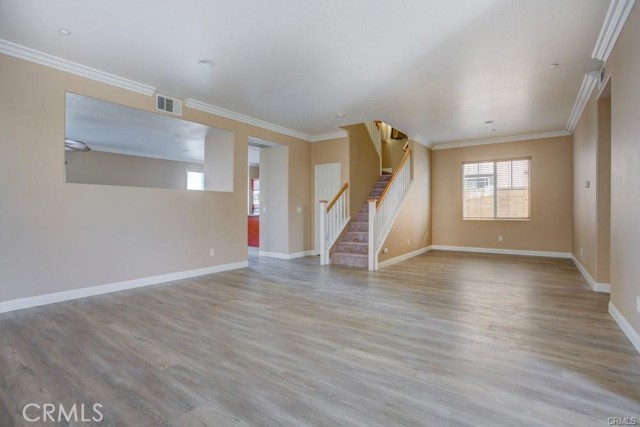 Detail Gallery Image 9 of 38 For 6273 Long Cove Dr, Fontana,  CA 92336 - 3 Beds | 2/1 Baths