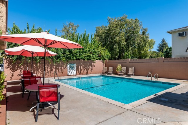 Detail Gallery Image 17 of 25 For 320 E Stocker St #318,  Glendale,  CA 91207 - 1 Beds | 2 Baths