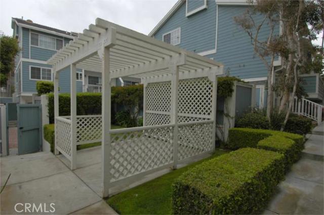 GAZEBO GREAT FOR BBQS