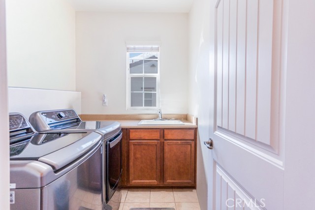 Detail Gallery Image 19 of 58 For 20413 Janzer Ct, Newhall,  CA 91350 - 5 Beds | 3 Baths