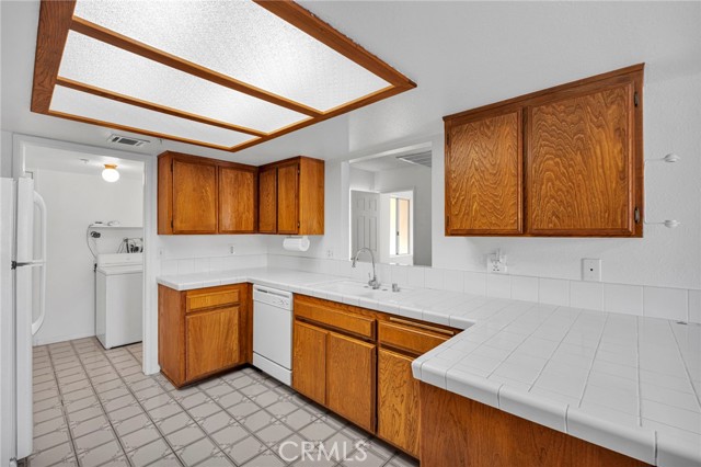 Detail Gallery Image 15 of 38 For 11454 #13 Nautical, Helendale,  CA 92342 - 2 Beds | 1/1 Baths