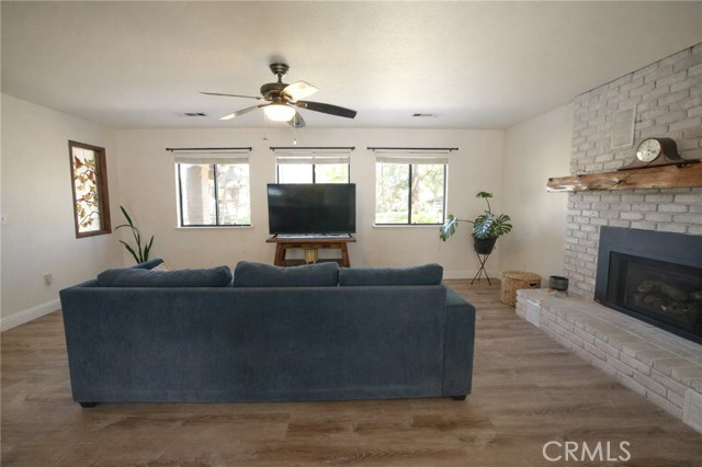 Detail Gallery Image 12 of 48 For 30451 Horseshoe, Coarsegold,  CA 93614 - 4 Beds | 2 Baths