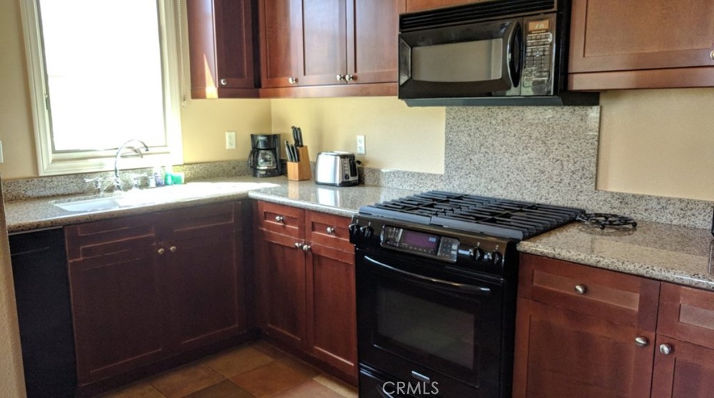 MLS #NP25169193 image #11