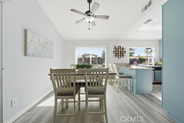 Detail Gallery Image 13 of 42 For 24103 Sandy Glade Ave, Moreno Valley,  CA 92557 - 3 Beds | 2 Baths