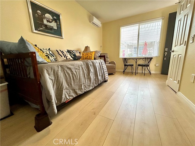 Detail Gallery Image 4 of 11 For 483 Lyle Dr, Hemet,  CA 92545 - 0 Beds | 1 Baths