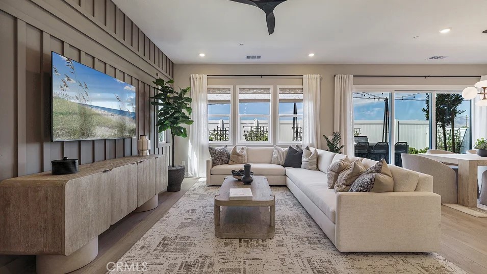 MLS #OC25268508 image #8