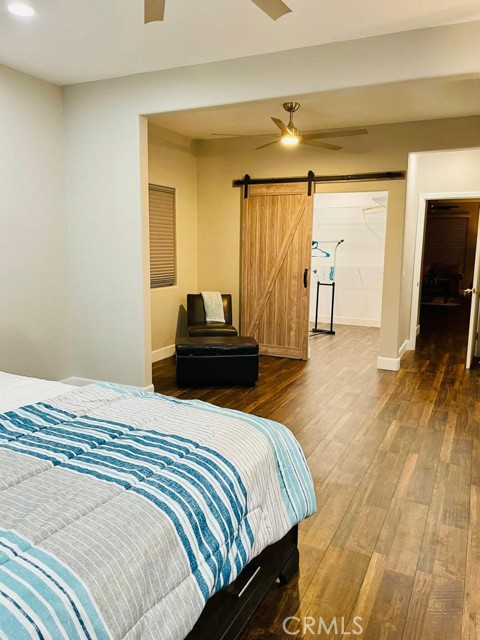 Detail Gallery Image 17 of 22 For 612 W Packwood, Visalia,  CA 93277 - 5 Beds | 3/1 Baths