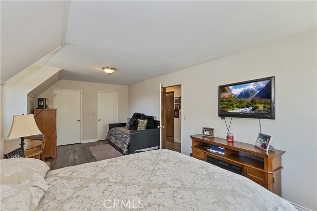 Detail Gallery Image 24 of 57 For 1249 Yellowstone Dr, Lake Arrowhead,  CA 92352 - 5 Beds | 3/2 Baths