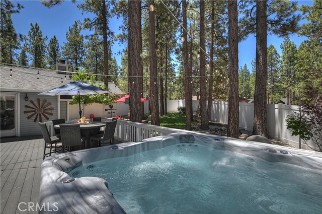 Detail Gallery Image 12 of 59 For 457 Woodside, Big Bear City,  CA 92314 - 4 Beds | 2 Baths