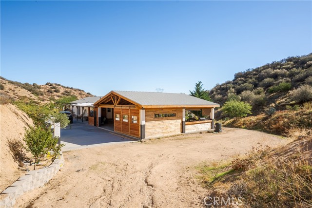 Detail Gallery Image 11 of 44 For 13905 Summit Valley, Hesperia,  CA 92345 - 3 Beds | 2 Baths