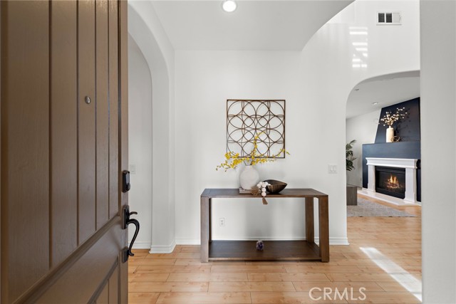 7988 Aldea Circle, Huntington Beach CA: https://media.crmls.org/medias/1ec7af9e-9fb5-4725-bfec-8b8080bc02ad.jpg