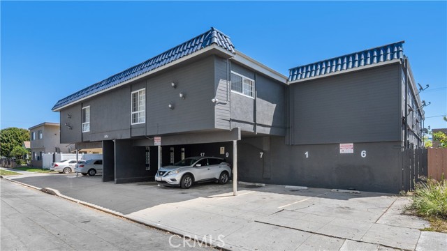 1850 Gardenia Avenue, Long Beach CA: https://media.crmls.org/medias/1ec85f2e-4d1b-4fd0-a15f-4b178e8acf31.jpg