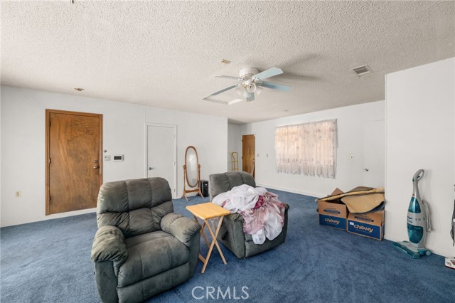 Detail Gallery Image 30 of 61 For 9925 Balsam, Hesperia,  CA 92345 - 3 Beds | 3 Baths