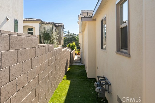 Detail Gallery Image 34 of 37 For 1920 Ruhland Ave a,  Redondo Beach,  CA 90278 - 3 Beds | 2 Baths