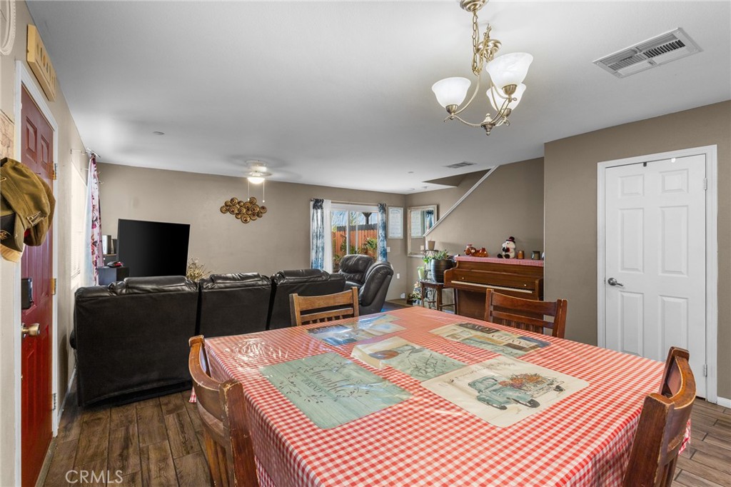 MLS #SR25262800 image #6