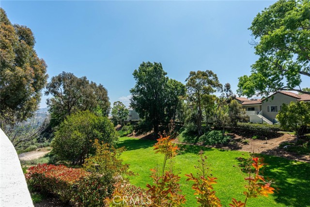 Detail Gallery Image 11 of 34 For 24450 Leonard Tree Ln #202,  Newhall,  CA 91321 - 2 Beds | 2 Baths