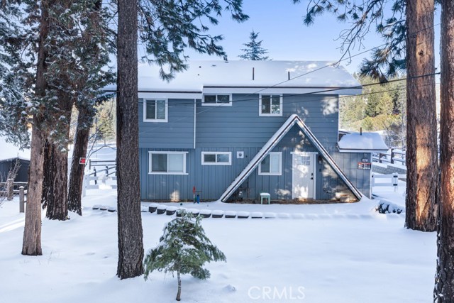Detail Gallery Image 1 of 1 For 1027 Club View Dr, Big Bear Lake,  CA 92315 - 3 Beds | 2 Baths