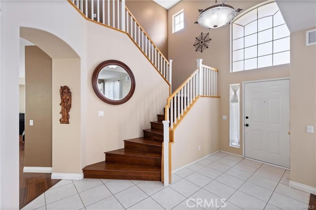 Detail Gallery Image 5 of 32 For 747 Ochee Cir, Corona,  CA 92879 - 4 Beds | 3 Baths