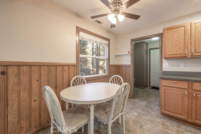 Detail Gallery Image 12 of 37 For 433 Conklin, Big Bear Lake,  CA 92315 - 2 Beds | 1 Baths