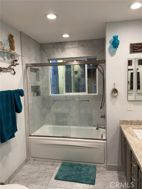 Detail Gallery Image 39 of 44 For 612 Alta Vista, Glendale,  CA 91205 - 3 Beds | 2/1 Baths