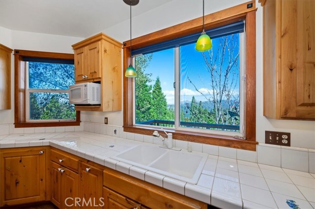 729 Minty Pine Drive, Cedarpines Park, CA 92322