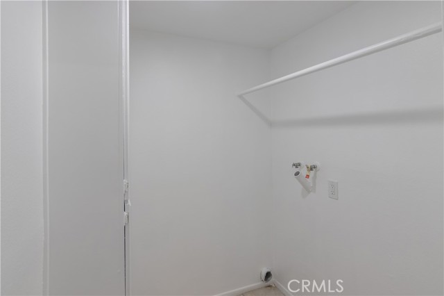 Detail Gallery Image 14 of 21 For 20235 Keswick St #102,  Winnetka,  CA 91306 - 2 Beds | 2 Baths