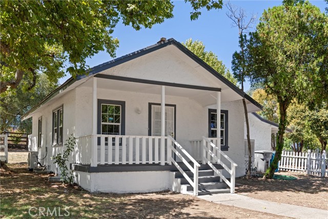 Detail Gallery Image 1 of 32 For 1220 Long Bar Rd, Oroville,  CA 95966 - 3 Beds | 2 Baths