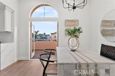 https://media.crmls.org/medias/1ecbef6c-4559-4023-8e31-964a569ee4dc.jpg?preset=X-Large