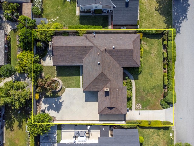 1248 E Greenville Drive, West Covina CA: https://media.crmls.org/medias/1ecc6038-df54-442d-80fb-6e8340005c80.jpg