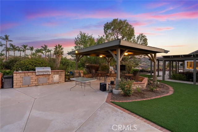 15725 Terraceview Court, Riverside CA: https://media.crmls.org/medias/1ece84ae-96a8-4264-98bb-dbde851ba330.jpg