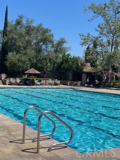 57 Sweet, Irvine CA: https://media.crmls.org/medias/1ecf1f00-ef4a-457f-a69f-db7fe6d9adba.jpg