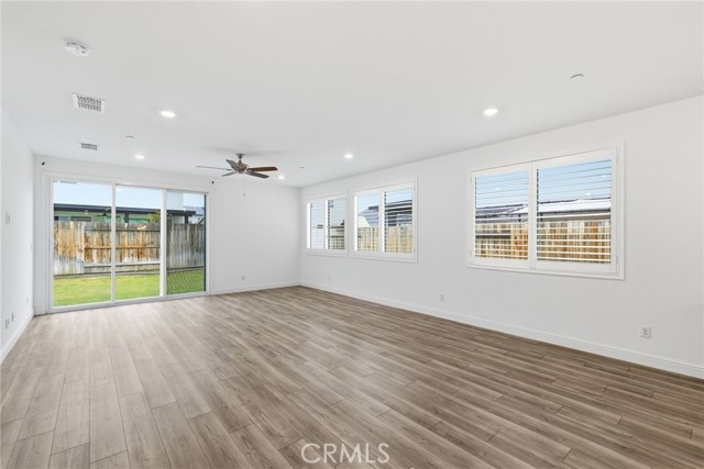 Detail Gallery Image 19 of 47 For 6516 Walkers Glen, Bakersfield,  CA 93313 - 4 Beds | 3 Baths