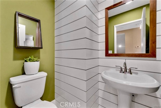 Detail Gallery Image 14 of 37 For 12382 Constellation St, Corona,  CA 91752 - 3 Beds | 2/2 Baths