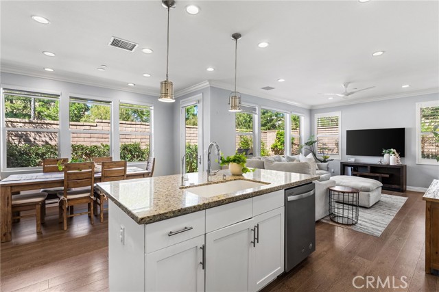 Detail Gallery Image 12 of 38 For 17 Clover, Lake Forest,  CA 92630 - 3 Beds | 2/1 Baths