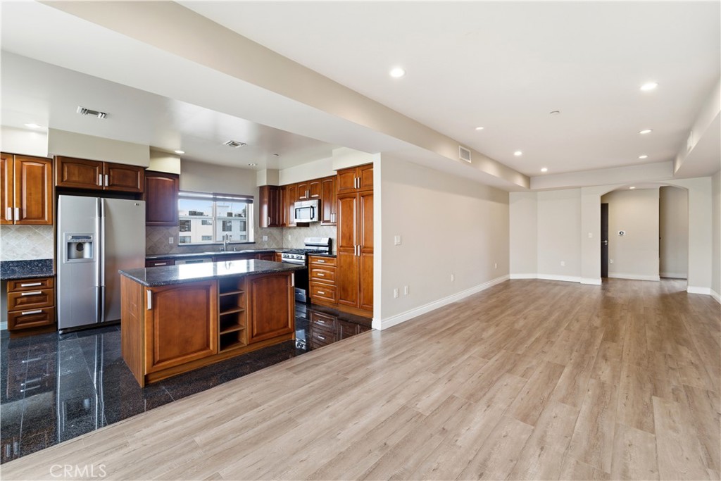 MLS #SR25260457 image #13