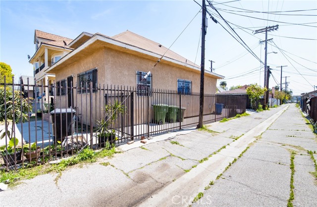 Image 3 for 622 E 51St St, Los Angeles, CA 90011