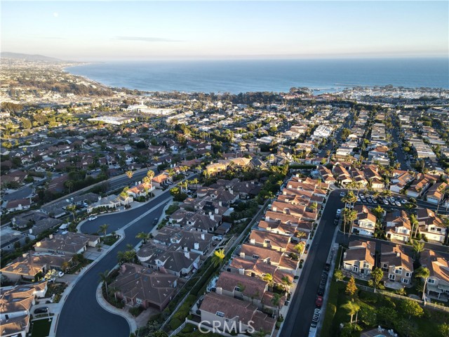24961 Beachwalk Way, Dana Point CA: https://media.crmls.org/medias/1ed2b7ec-58c9-4e9d-a758-e276c58171b1.jpg