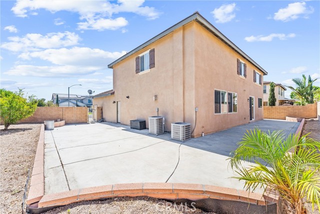 Detail Gallery Image 41 of 42 For 5305 Fulmer Ct, Jurupa Valley,  CA 91752 - 5 Beds | 4/1 Baths