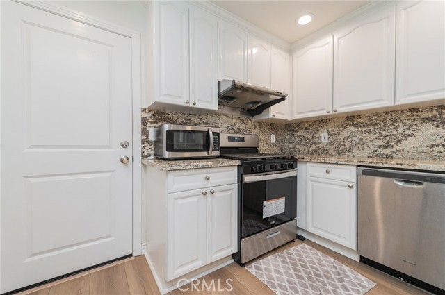 Detail Gallery Image 17 of 37 For 819 W Duarte Rd, Monrovia,  CA 91016 - 4 Beds | 2/1 Baths