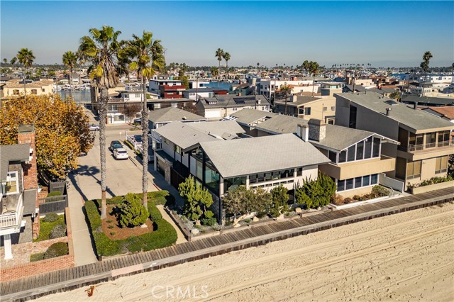 Detail Gallery Image 57 of 70 For 2 Laguna Pl, Long Beach,  CA 90803 - 4 Beds | 4 Baths