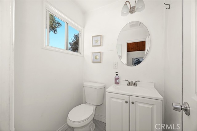 Detail Gallery Image 17 of 27 For 739 E Haltern St, Azusa,  CA 91702 - 3 Beds | 2 Baths