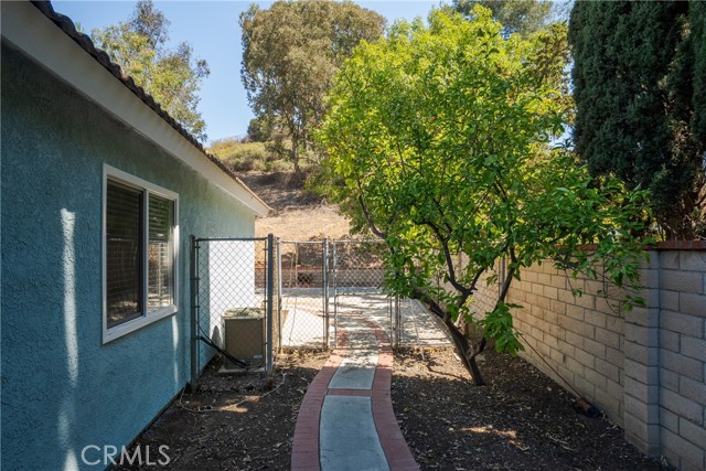 24471 Rockbury Drive, Diamond Bar CA: https://media.crmls.org/medias/1ed47c1f-bdbf-47a1-8349-1b7b635fbd6a.jpg
